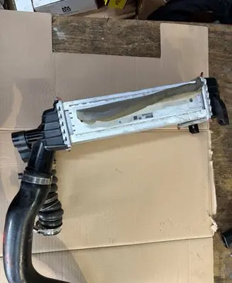 Ford Transit Courier II Intercooler radiator R2X66K775BB