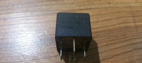 Audi A6 S6 C5 4B Other relay 431951253H