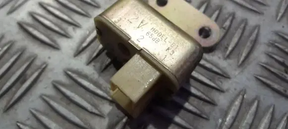 Nissan Sunny Other relay 65DBK3