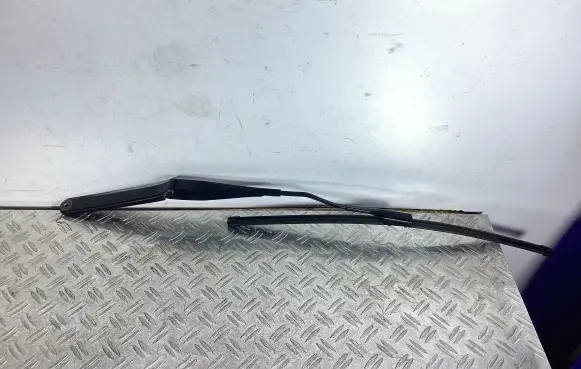 Porsche 911 991 Front wiper blade arm 3392126069