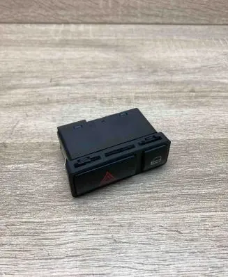 BMW X5 E53 Hazard light switch 8368920