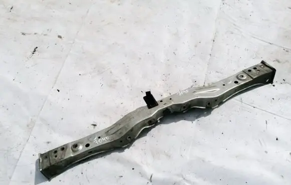 Toyota Avensis T250 Radiator support slam panel