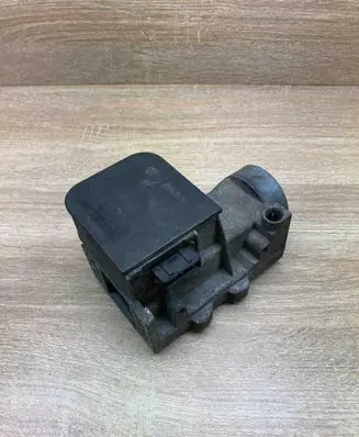 Volkswagen Golf II Mass air flow meter 030906301 0280200048