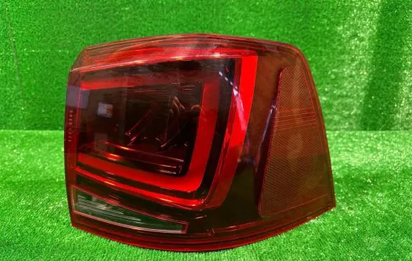 Seat Alhambra (Mk2) Rear/tail lights 7N5945208