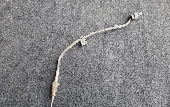 BMW 4 F36 Gran coupe Exhaust gas temperature sensor 8589818