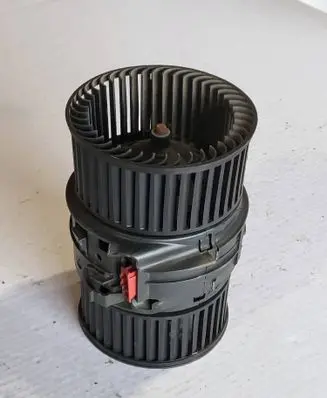 Renault Trafic III (X82) Heater fan/blower N109416C 100203700494