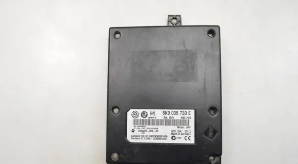 Skoda Yeti (5L) Bluetooth control unit module 5K0035730E