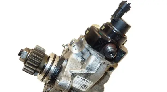 Renault Trafic III (X82) Fuel injection high pressure pump 167009230R