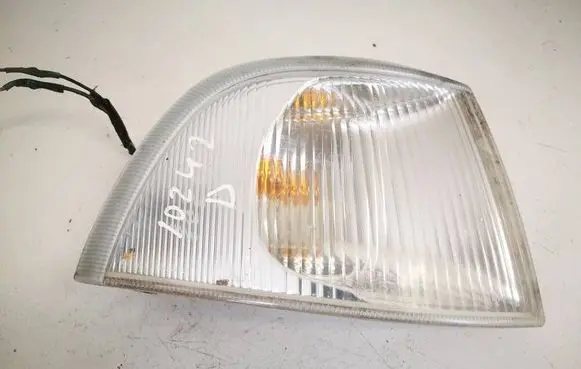 Volvo S40, V40 Front indicator light 30862524
