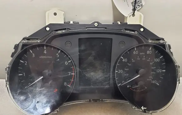 Nissan Pulsar Speedometer (instrument cluster) 3ZL1A