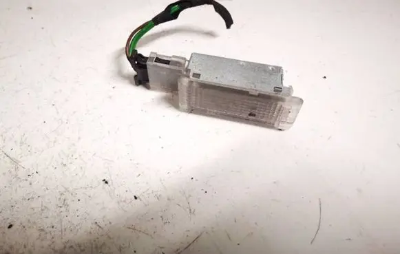 Volkswagen PASSAT B6 Other interior light 6l0947565
