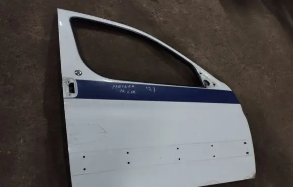 Door (2 Door Coupe)