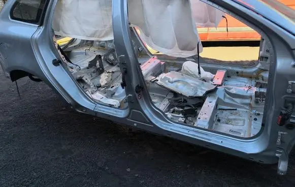 Volvo XC60 Sill 
