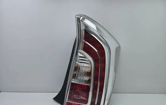 Toyota Prius (XW30) Rear/tail lights A046040