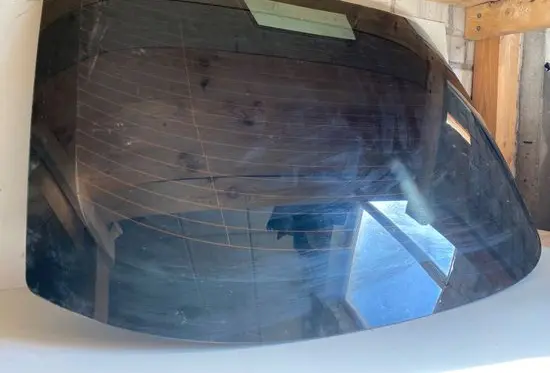 Maserati GranTurismo Rear windscreen/windshield window 43R001582 E000228