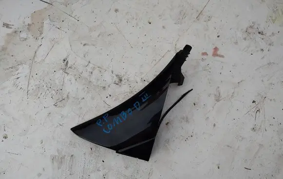 Opel Combo D Fender end trim 
