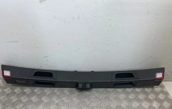 Mercedes-Benz C W204 Tailgate trim A2047400772