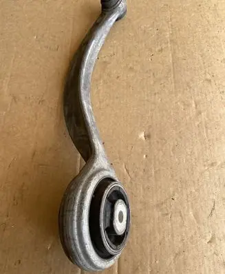 Front lower control arm/wishbone