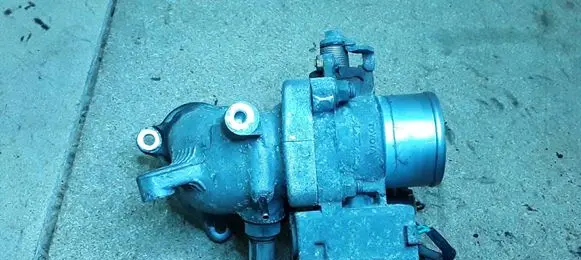 Toyota Corolla E120 E130 Throttle valve 8967221020
