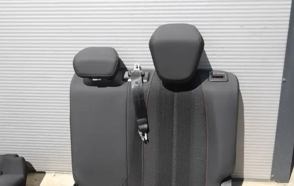 Opel Mokka B Second row seats 