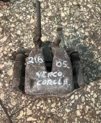 Toyota Corolla Verso AR10 Front brake caliper