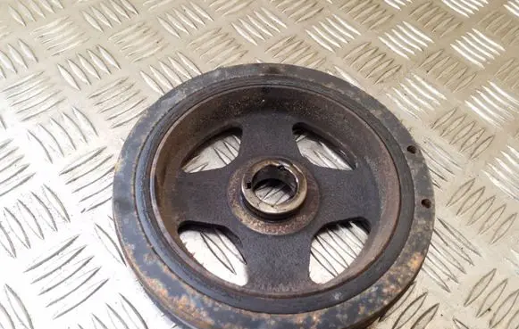 Toyota Yaris Crankshaft pulley