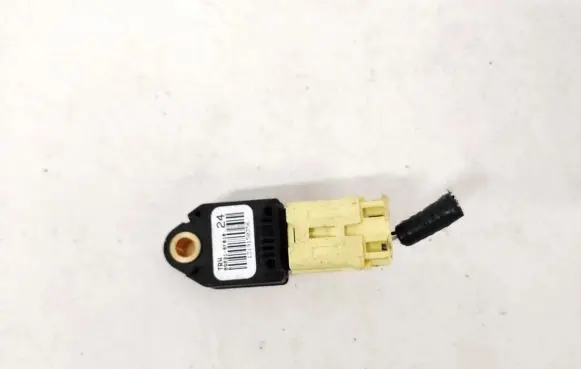 Toyota Verso Airbag deployment crash/impact sensor 898310f010 89831-0f010