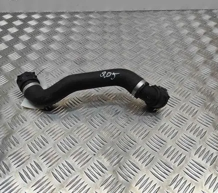 Mercedes-Benz C W205 Engine coolant pipe/hose A2055013182