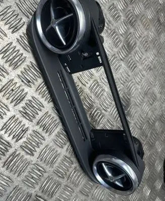 Mercedes-Benz SLK R172 Dash center air vent grill A1726801289