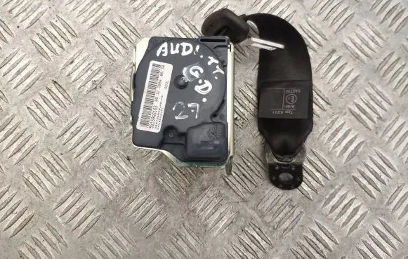 Audi TT TTS Mk2 Rear seatbelt 3057075AA 501S9AS168