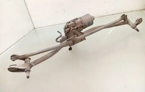 Audi A4 S4 B6 8E 8H Front wiper linkage and motor 8E1955119