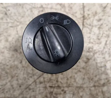 Volkswagen PASSAT B6 Light switch 1C0941531A