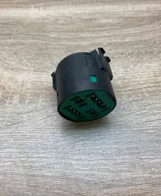 BMW 5 E39 Horn signal 8360995