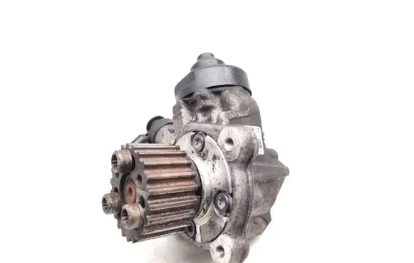Seat Exeo (3R) Fuel injection high pressure pump 03L130755 0445010507