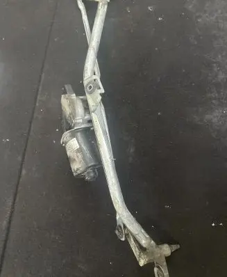 Audi A6 S6 C5 4B Front wiper linkage and motor