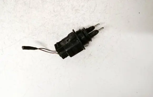 Volkswagen PASSAT B5 Sensor 1j0973202