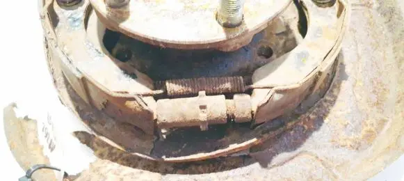 Subaru Forester SH Handbrake/parking brake pads 