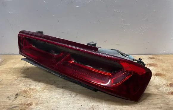 Chevrolet Camaro Rear/tail lights 84136779