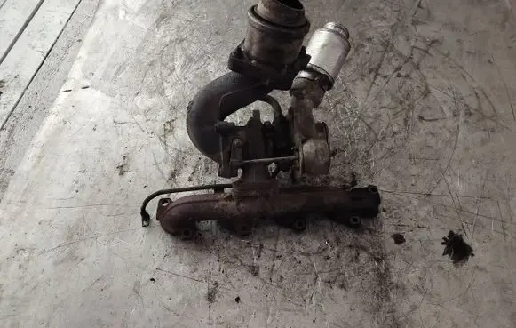 Chrysler PT Cruiser Turbo A6640960299