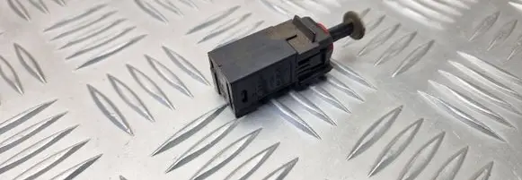 Opel Vectra C Brake pedal sensor switch 09185906 8658 451011