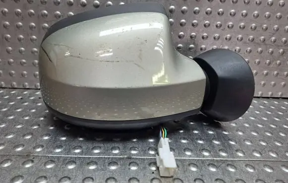 Renault Logan I Front door electric wing mirror S27624475 024363