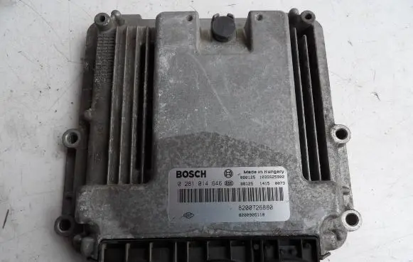 Renault Laguna III Engine control unit/module 8200905110 8200726880 0281014646