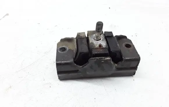 Peugeot Boxer Engine mount bracket