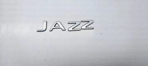Honda Jazz IV GR Manufacturers badge/model letters 