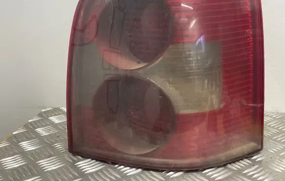 Volkswagen PASSAT B5.5 Rear/tail lights