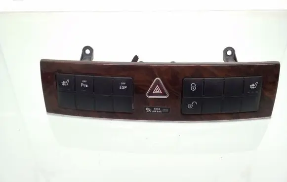 Mercedes-Benz C W203 Hazard light switch 2038215781 33625401 40629614001
