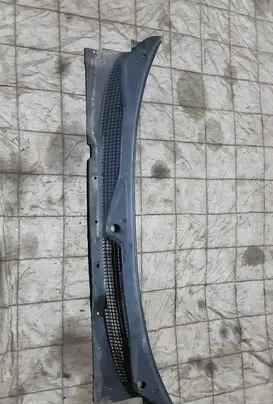 Wiper trim