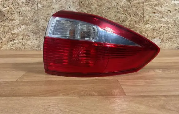 Ford C-MAX II Rear/tail lights 89503077 89503017