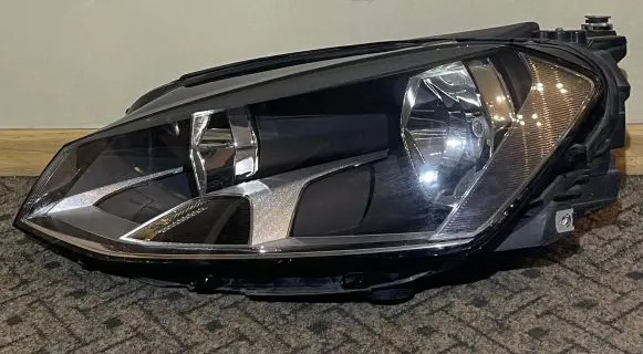 Volkswagen Golf VII Headlight/headlamp 5G1941005