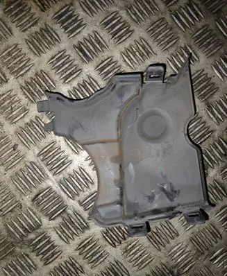 Renault Kadjar Timing belt guard (cover) 135611121R